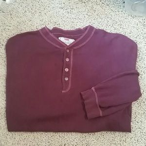 Men's Levi's long sleeve shirt